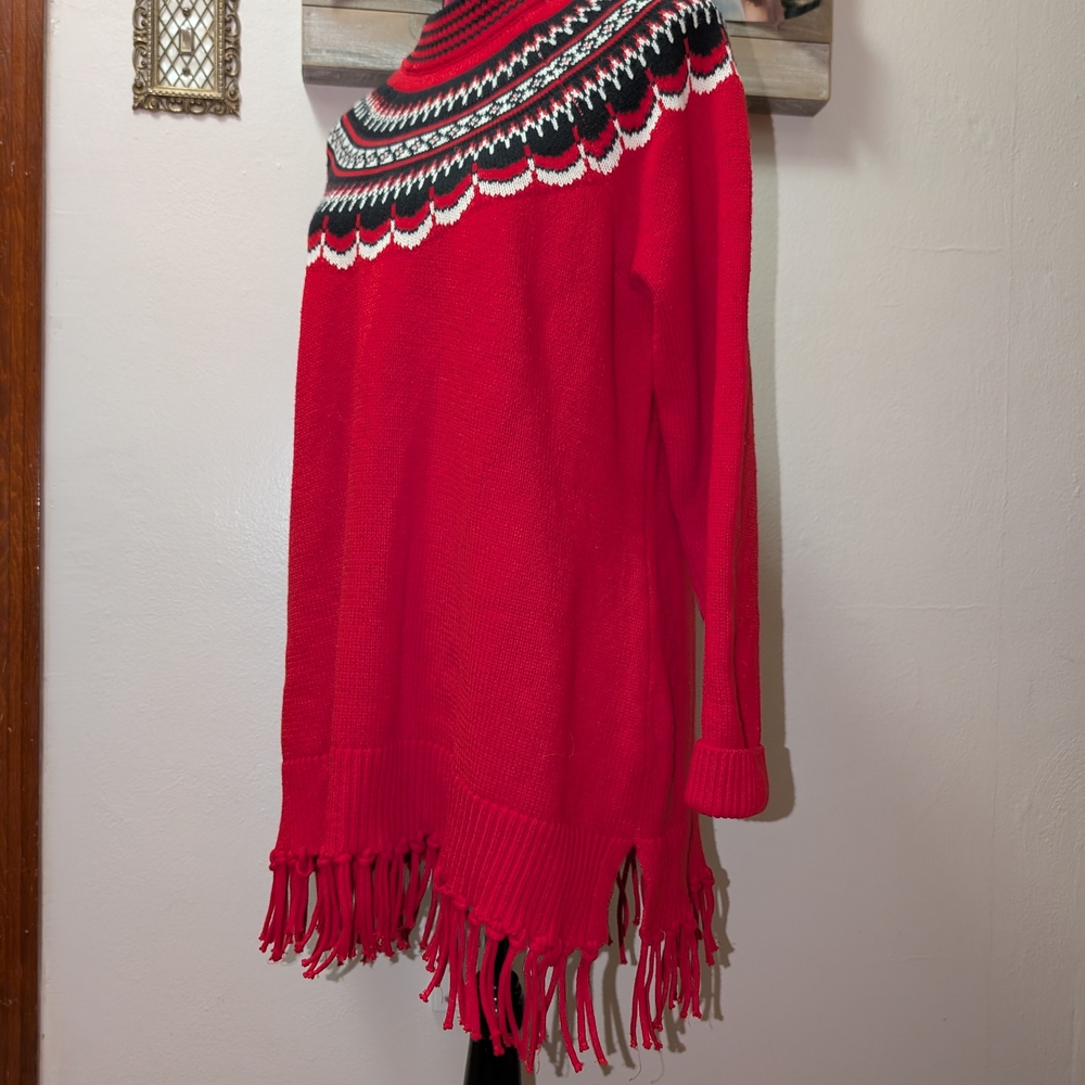 Isaac Mizrahi Red and Black Fringed Women's Sweater